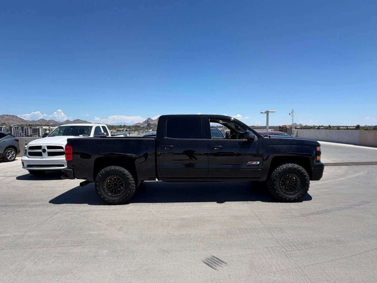 Used 2015 Chevrolet Silverado 1500 LTZ Z71 w/ Midnight Edition AWD/4WD image 3