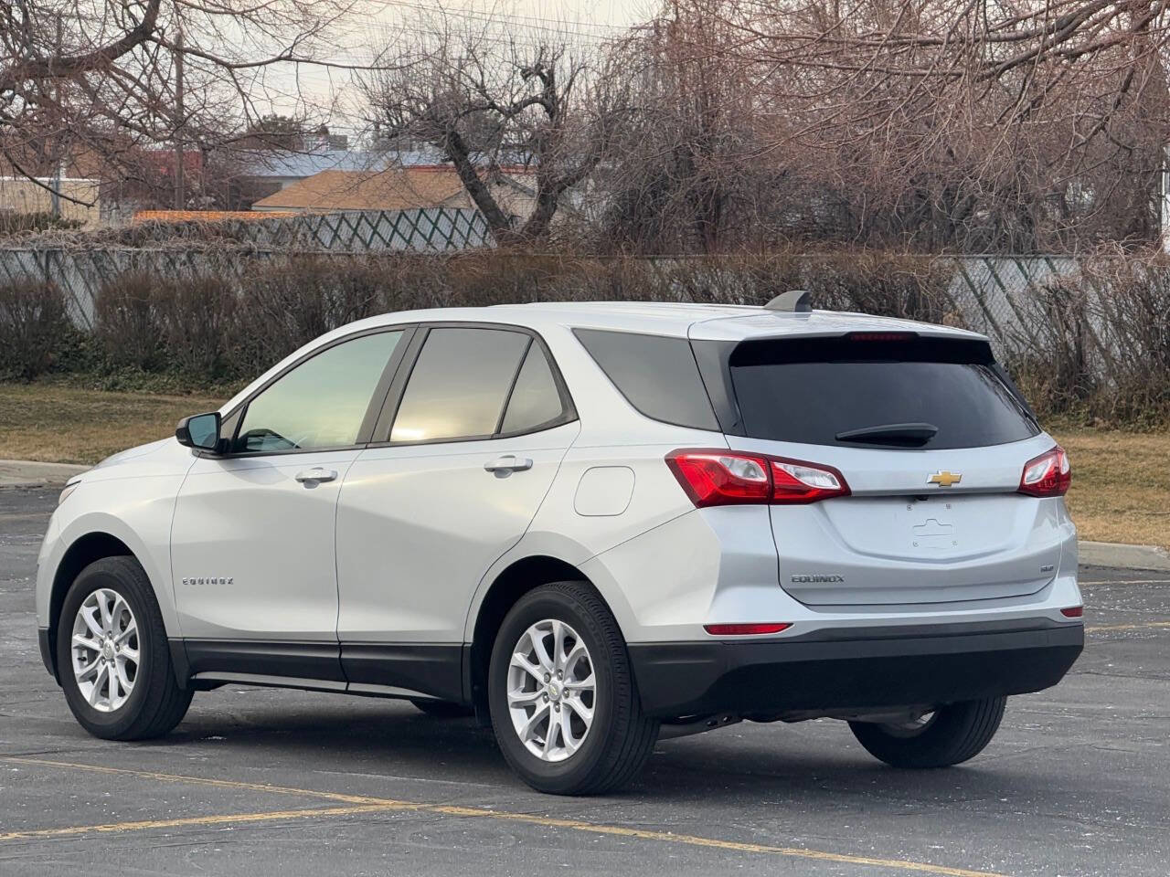 Used 2020 Chevrolet Equinox LS w/ LS Convenience Package image 7