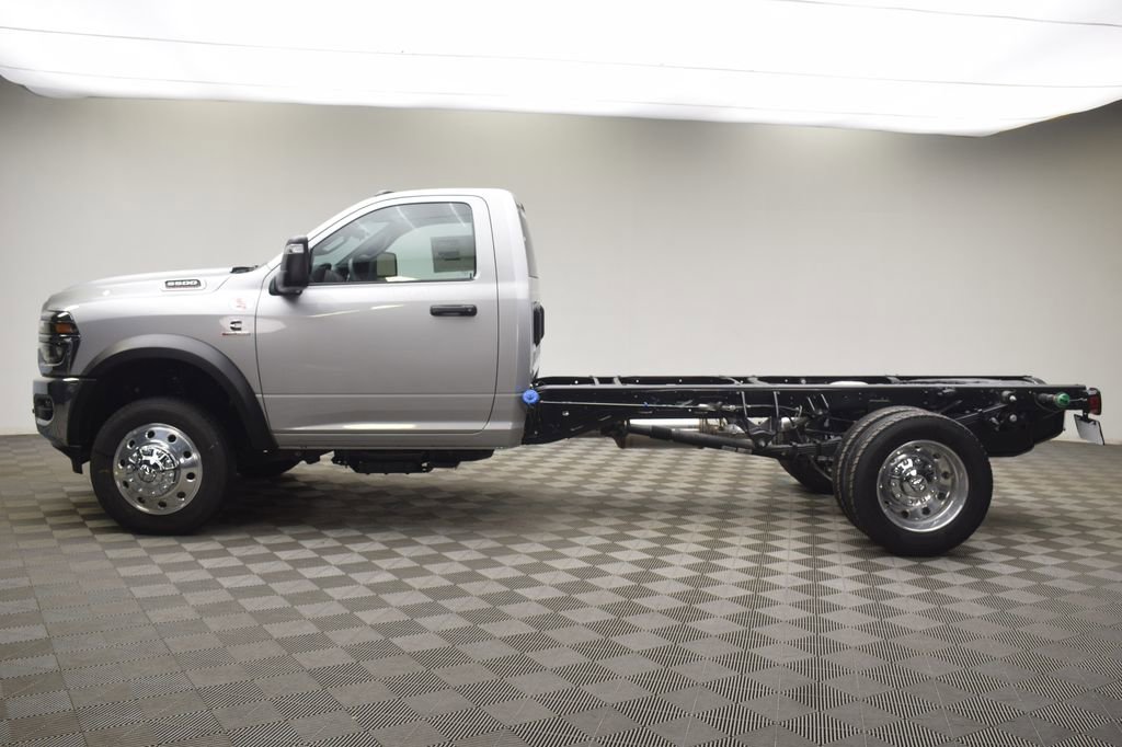 New 2026 RAM 5500 Tradesman image 14