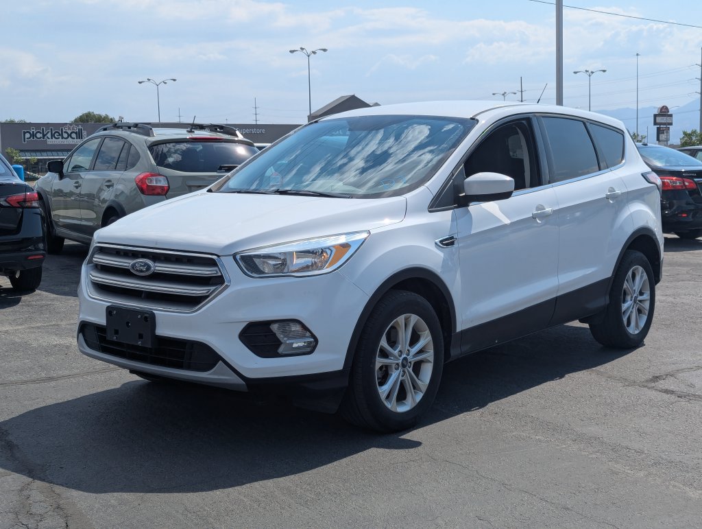 Used 2017 Ford Escape SE AWD/4WD image 8