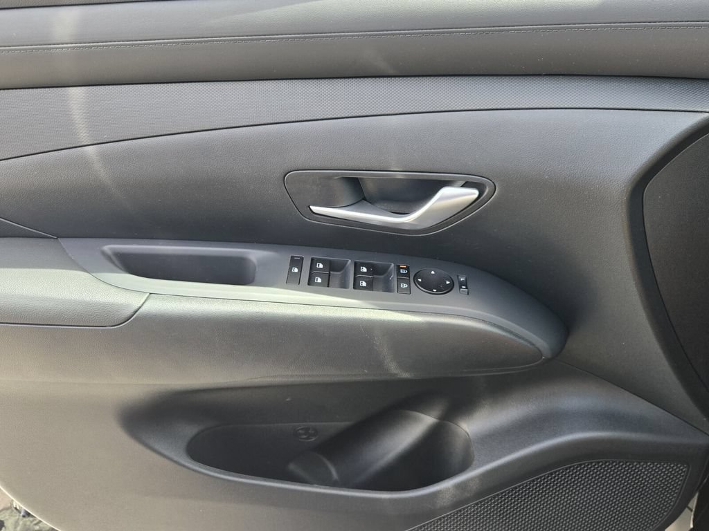 Certified 2026 Hyundai Santa Cruz SEL FWD image 28