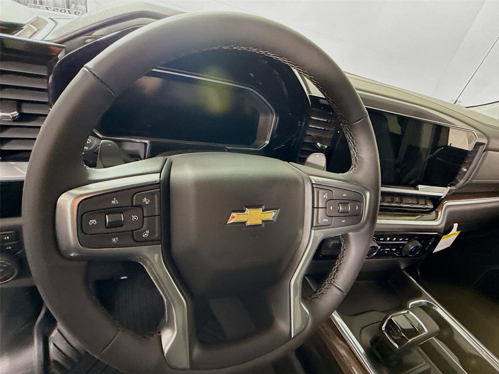 New 2026 Chevrolet Silverado 1500 LT AWD/4WD image 6