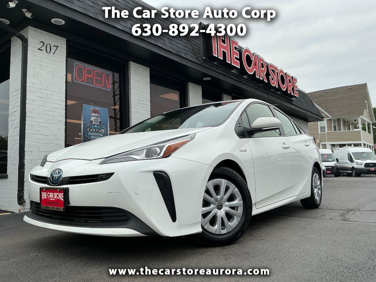 Used 2022 Toyota Prius LE FWD image 1