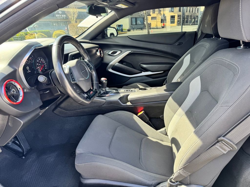 Used 2018 Chevrolet Camaro SS image 18