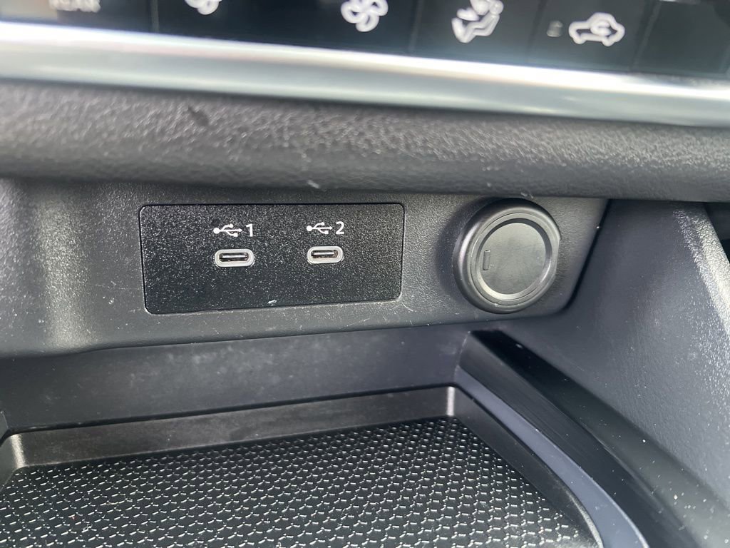 Used 2024 Nissan Rogue SV image 53