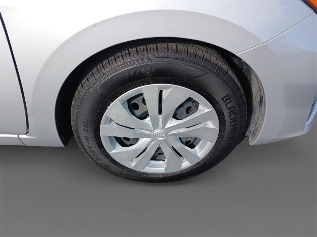 Used 2024 Nissan Versa S image 16