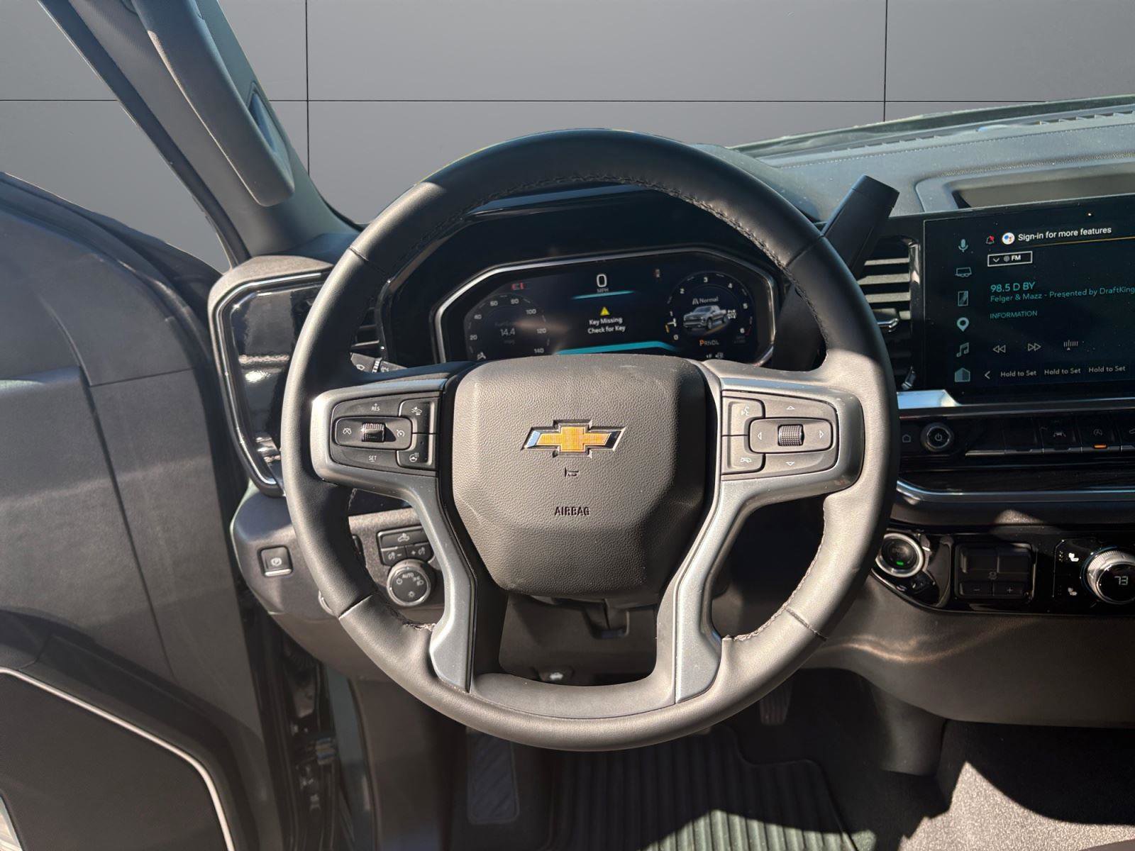 Used 2026 Chevrolet Silverado 1500 LT AWD/4WD image 11
