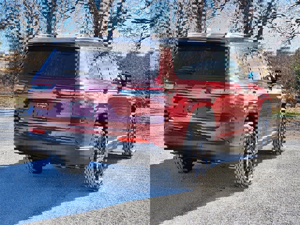 New 2025 Jeep Grand Cherokee L Limited w/ Trailer Tow Package image 5