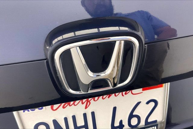 Used 2019 Honda Accord LX image 7