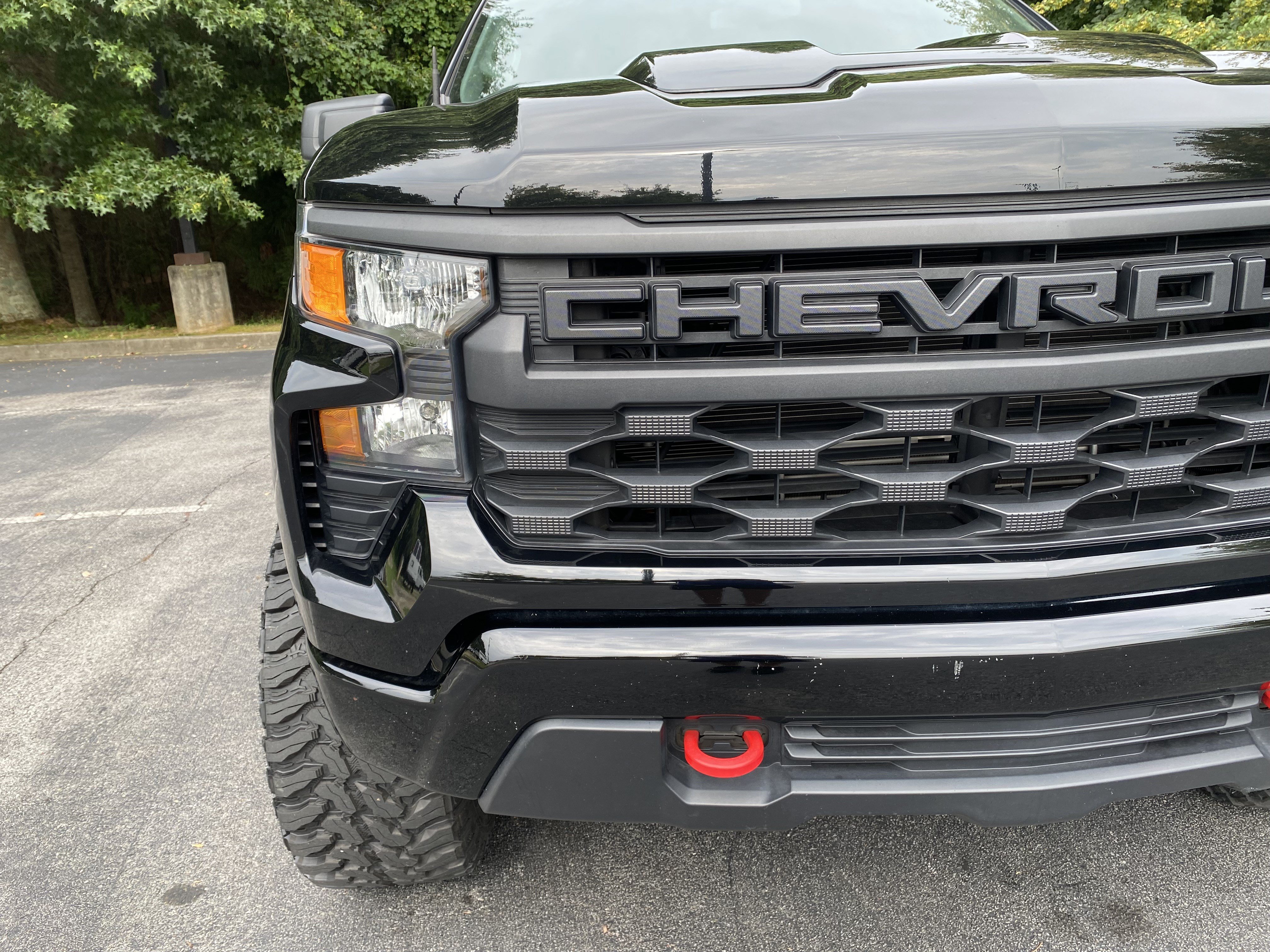 Used 2024 Chevrolet Silverado 1500 Custom Trail Boss w/ LPO, Dark Essentials Package AWD/4WD image 14