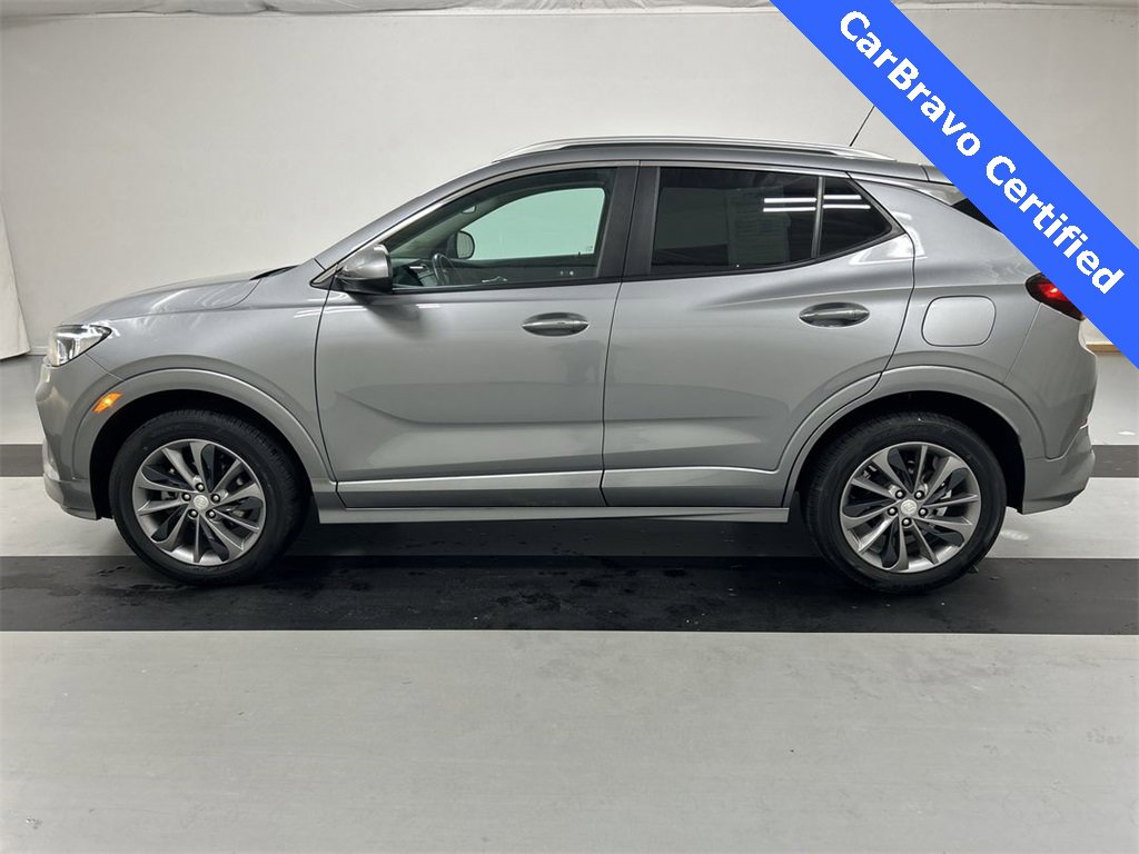 Used 2023 Buick Encore GX Select w/ Sport Touring Package image 5