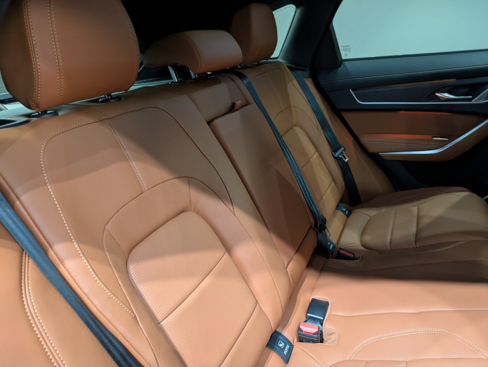 New 2026 Jaguar F-PACE R-Dynamic S AWD/4WD image 23