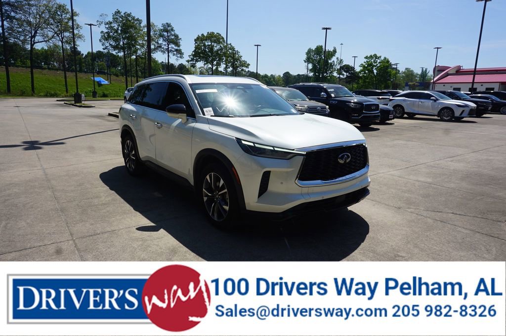 Used 2023 INFINITI QX60 Luxe image 1