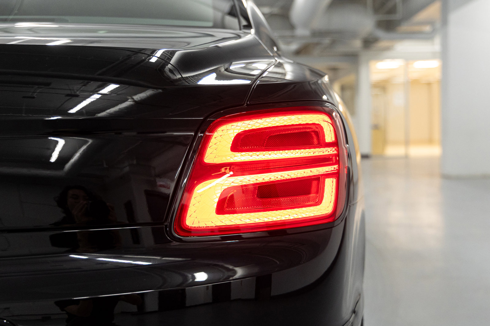 New 2026 Bentley Flying Spur Plug-In Hybrid AWD/4WD image 20