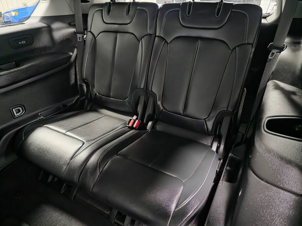 Used 2021 Jeep Grand Cherokee L Limited AWD/4WD image 11