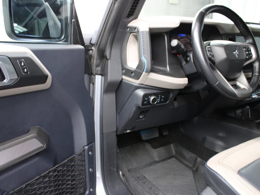 Used 2023 Ford Bronco Wildtrak AWD/4WD image 57