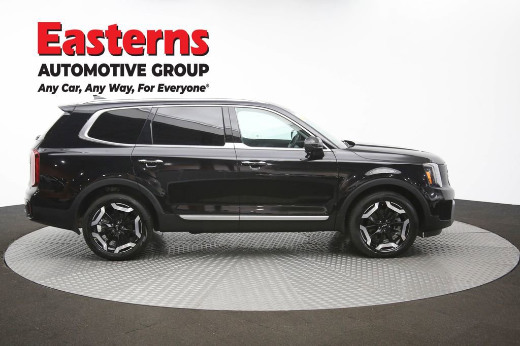 Used 2025 Kia Telluride S AWD/4WD image 45