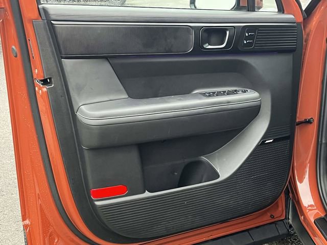 Used 2024 Hyundai Santa Fe Calligraphy image 15