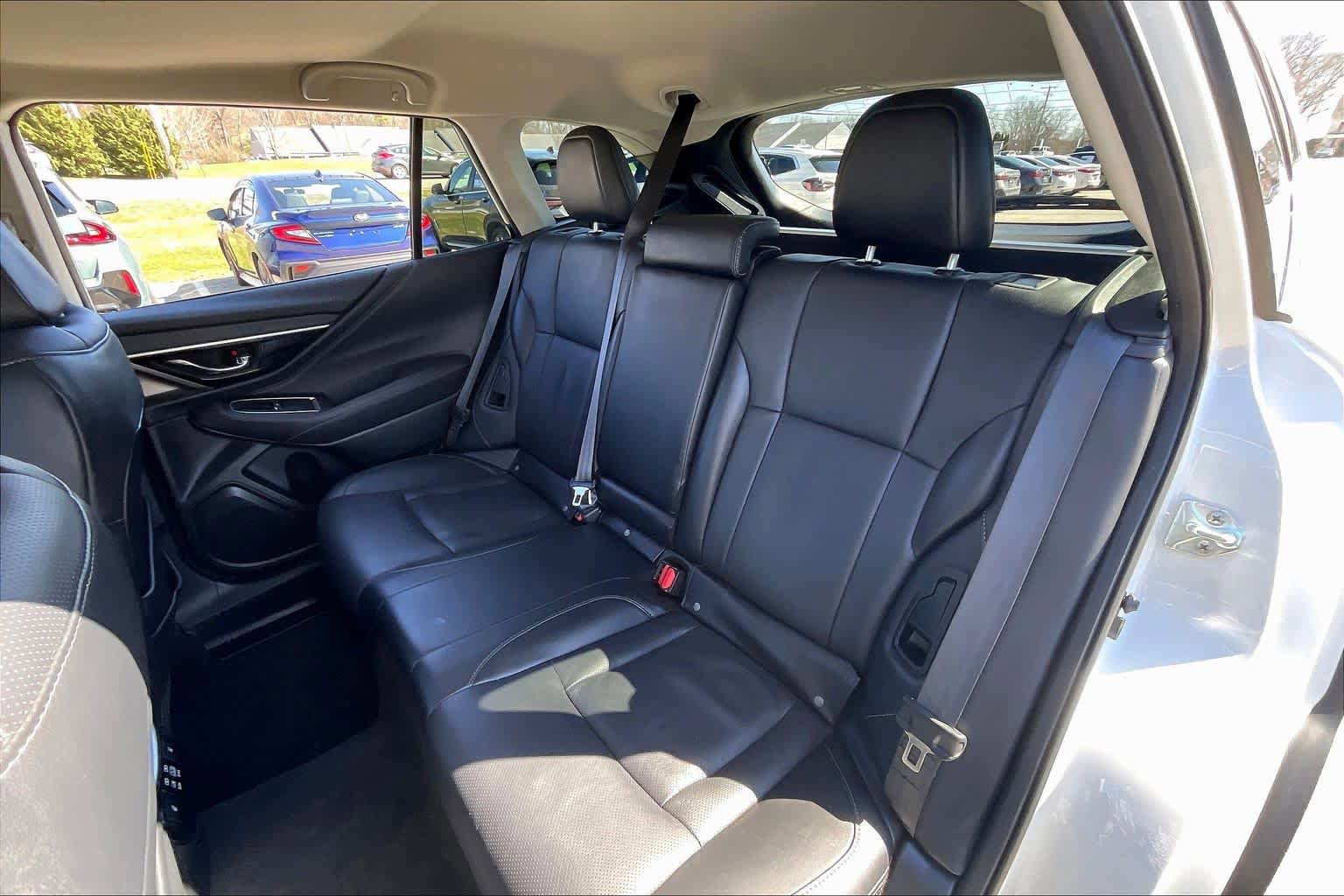 Used 2024 Subaru Outback Limited AWD/4WD image 31