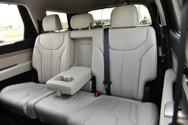 Used 2022 Hyundai Palisade SEL w/ 8P Bench Seat Package FWD image 23