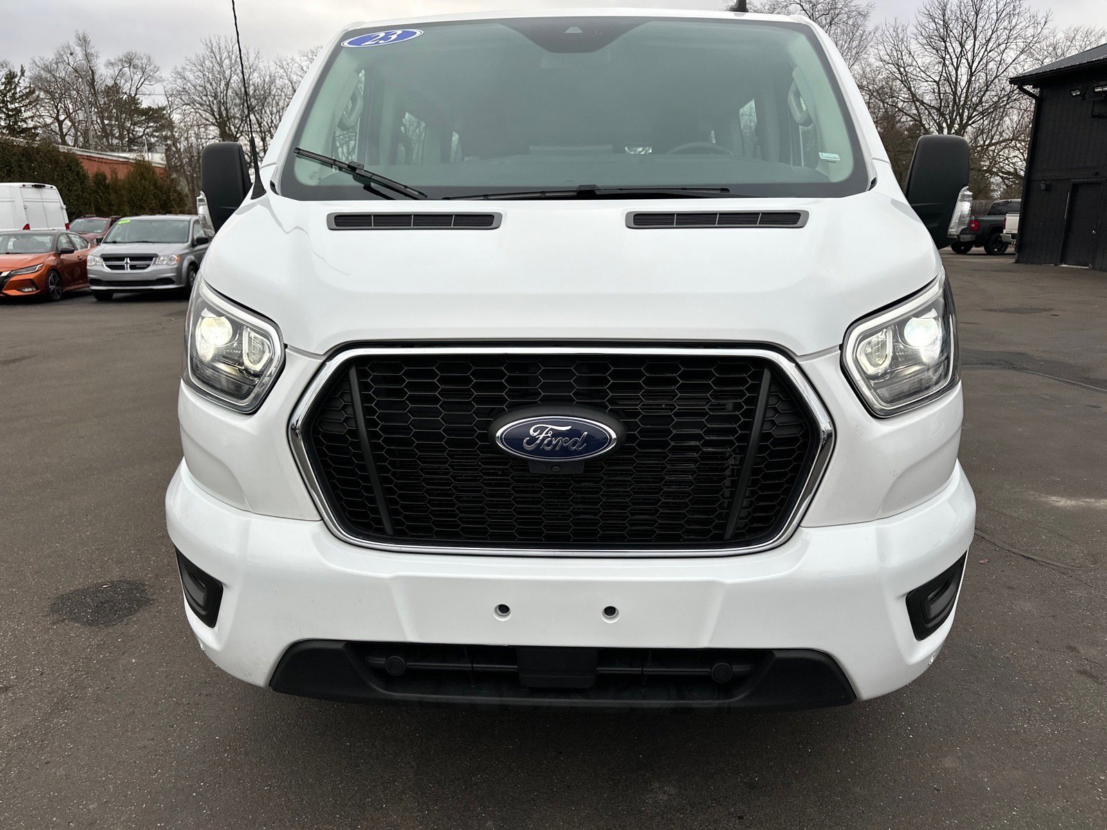 Used 2023 Ford Transit 350 XLT image 6