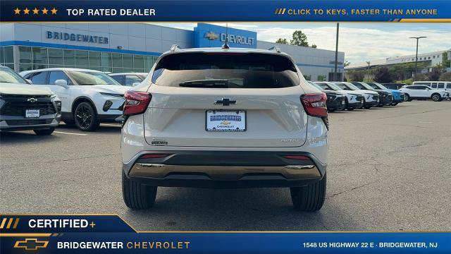 Used 2026 Chevrolet Trax ACTIV w/ Driver Confidence Package FWD image 8