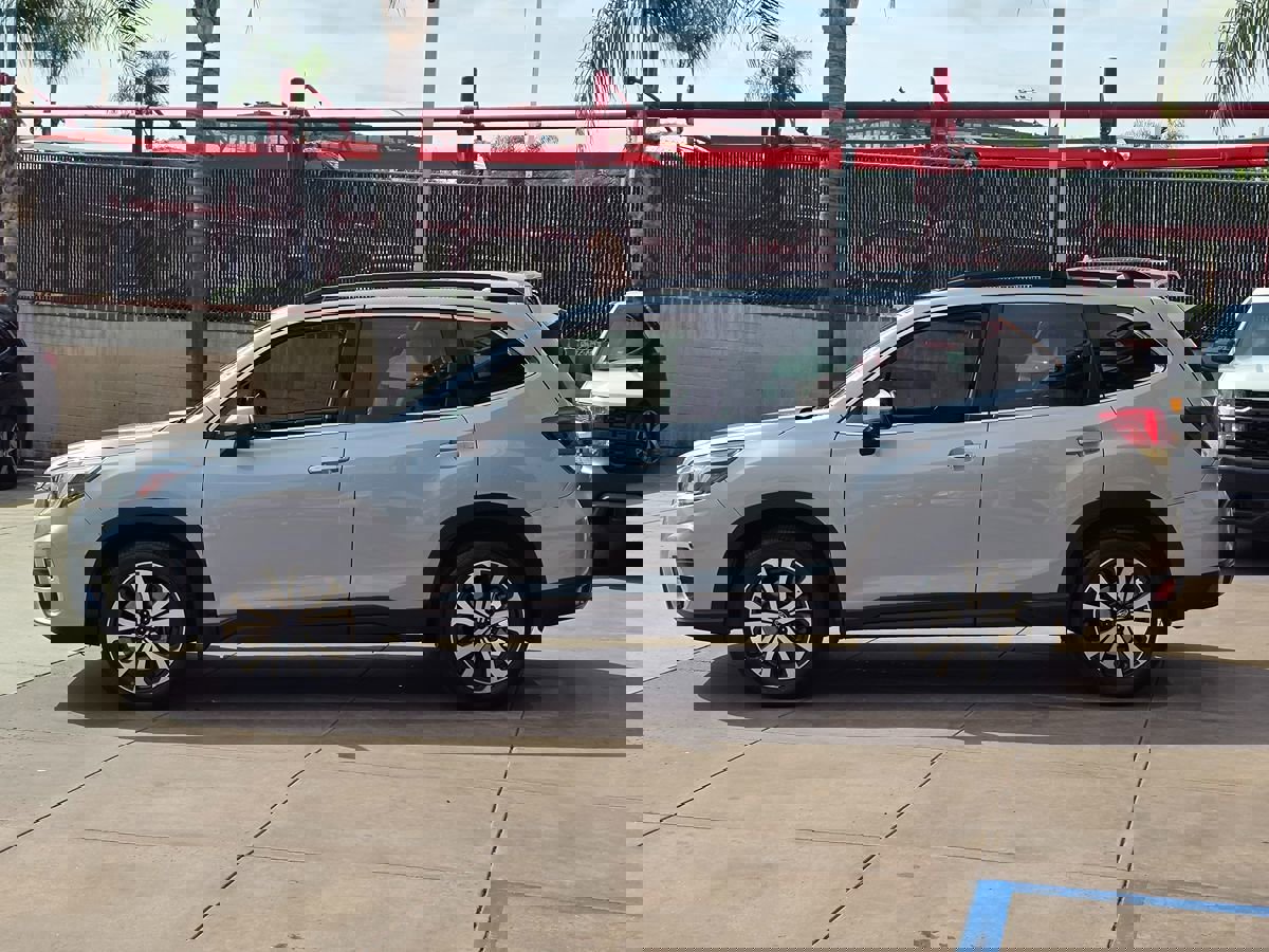 Used 2020 Subaru Forester Limited image 10