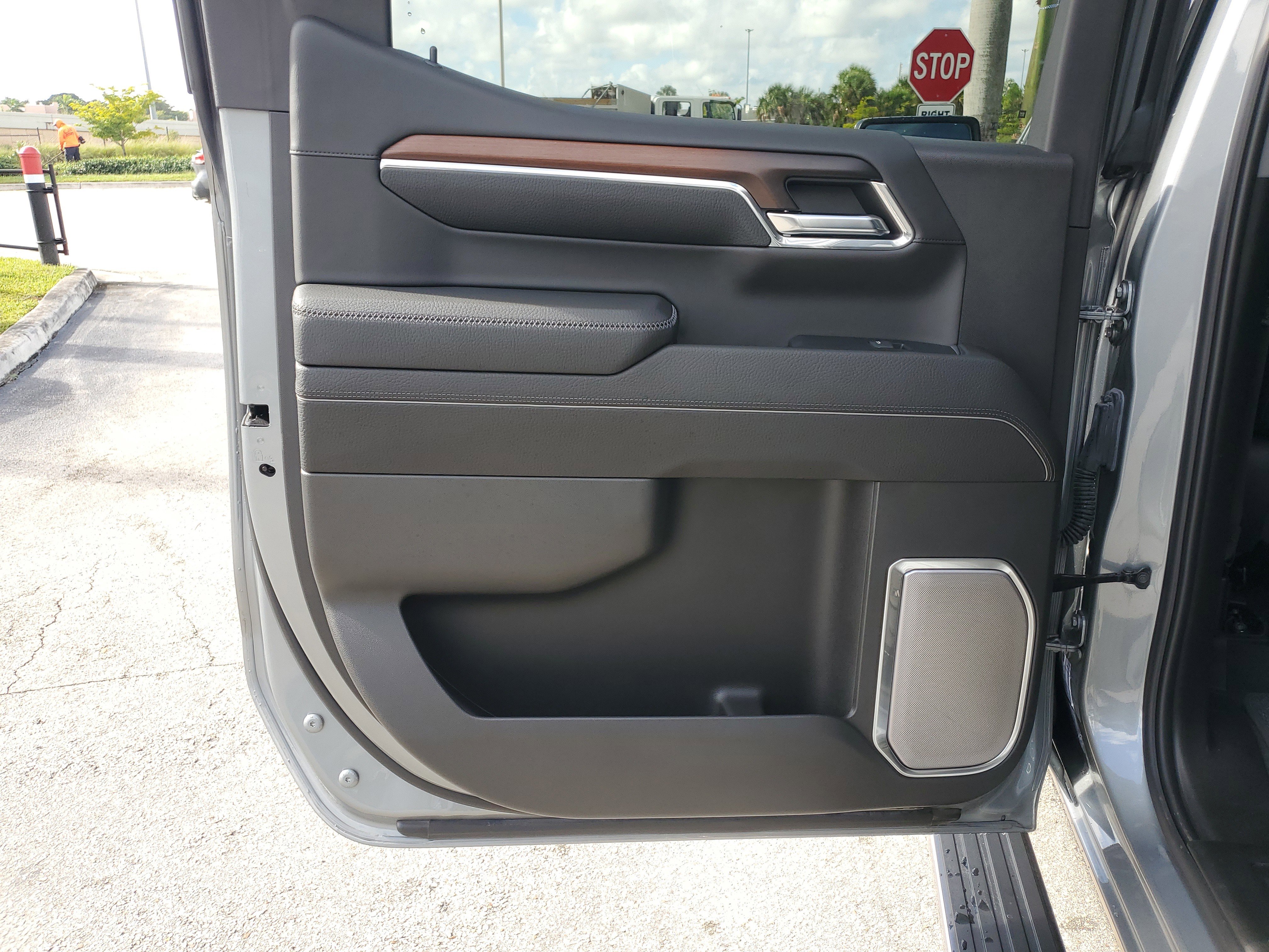 Used 2024 GMC Sierra 1500 Denali w/ Technology Package image 32