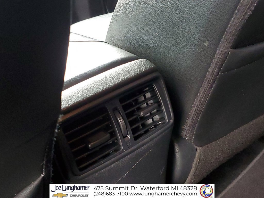 Used 2019 Nissan Rogue SL FWD image 22