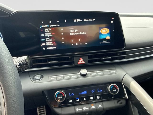 New 2026 Hyundai Elantra SEL FWD image 18