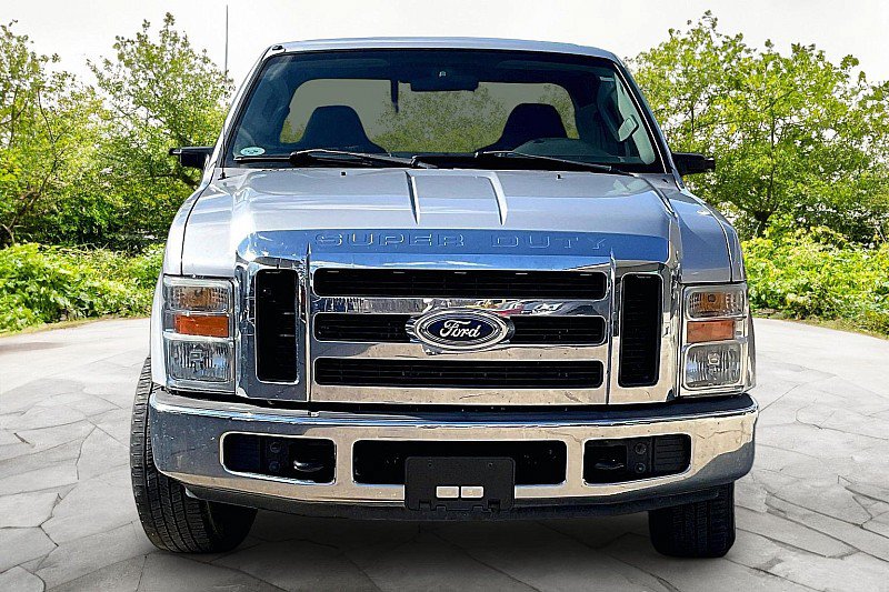 Used 2008 Ford F250 Lariat RWD image 2