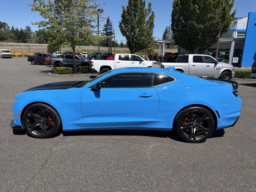 Certified 2023 Chevrolet Camaro SS RWD image 6
