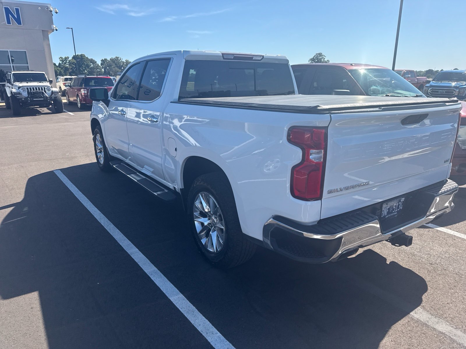 Used 2021 Chevrolet Silverado 1500 LTZ AWD/4WD image 3