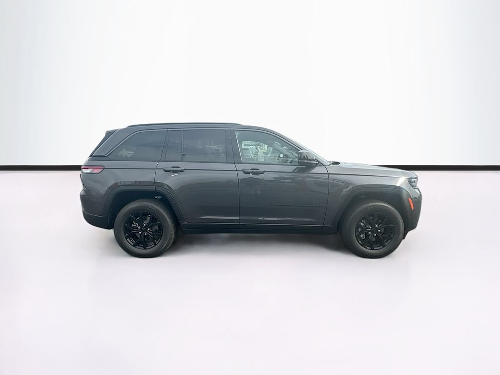 New 2026 Jeep Grand Cherokee Altitude AWD/4WD image 11