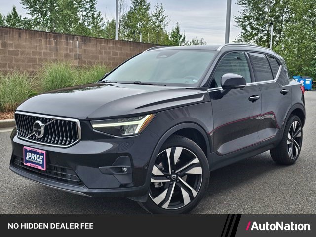 Used 2025 Volvo XC40 B5 Plus