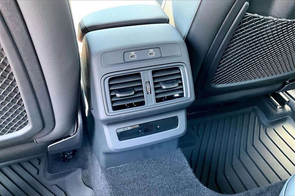 Used 2025 Audi SQ5 Premium Plus image 18