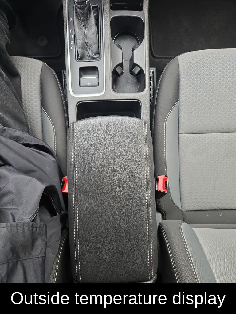 Used 2019 Ford Escape SE image 22