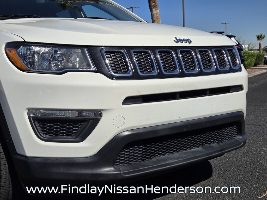 Used 2018 Jeep Compass Sport AWD/4WD image 8