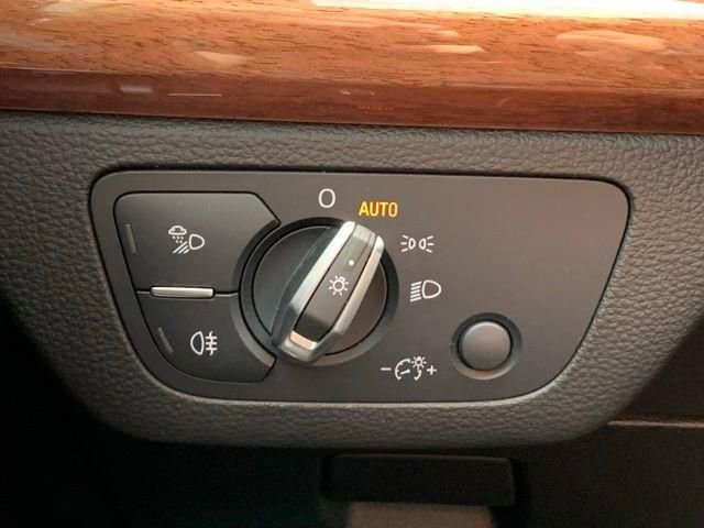 Used 2021 Audi Q5 2.0T Premium image 28