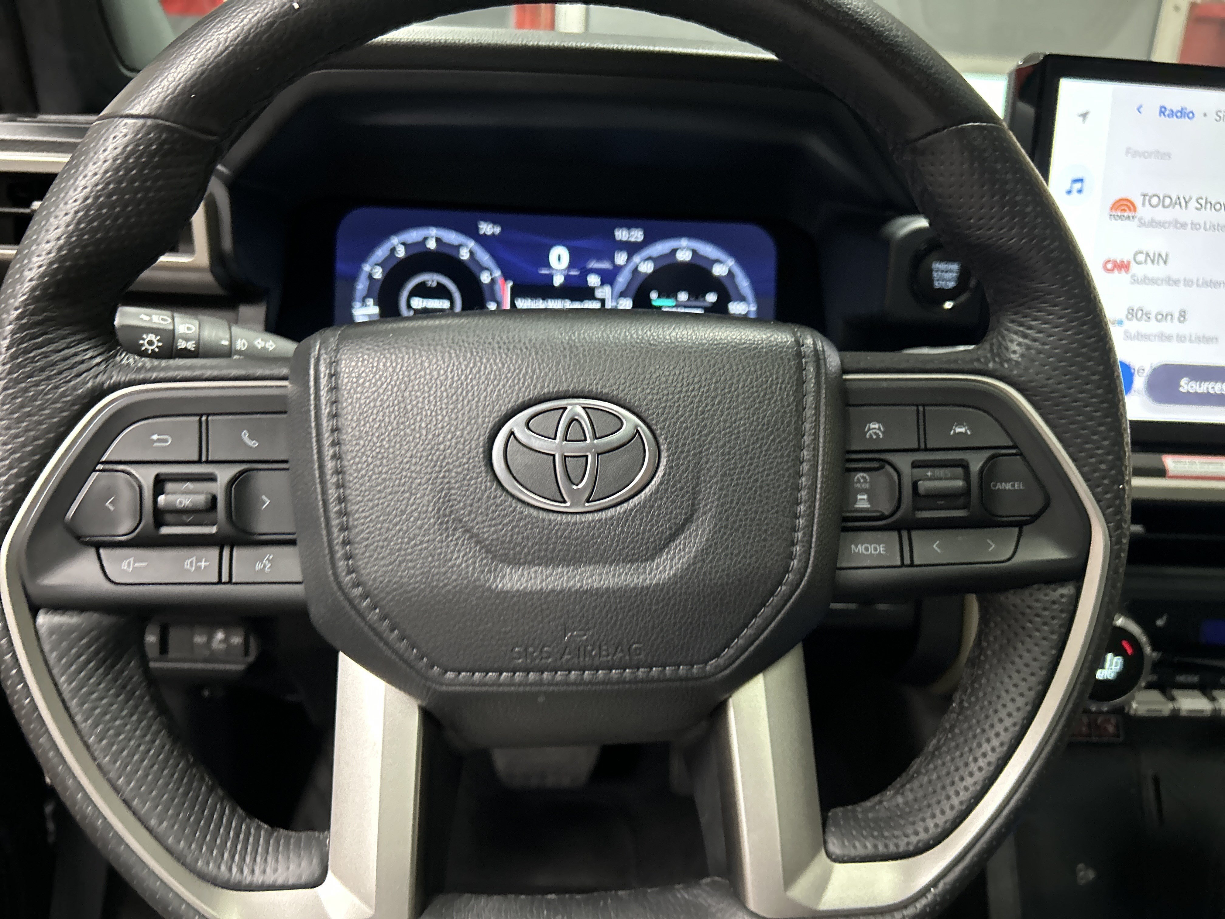 Used 2024 Toyota Tacoma Limited AWD/4WD image 18