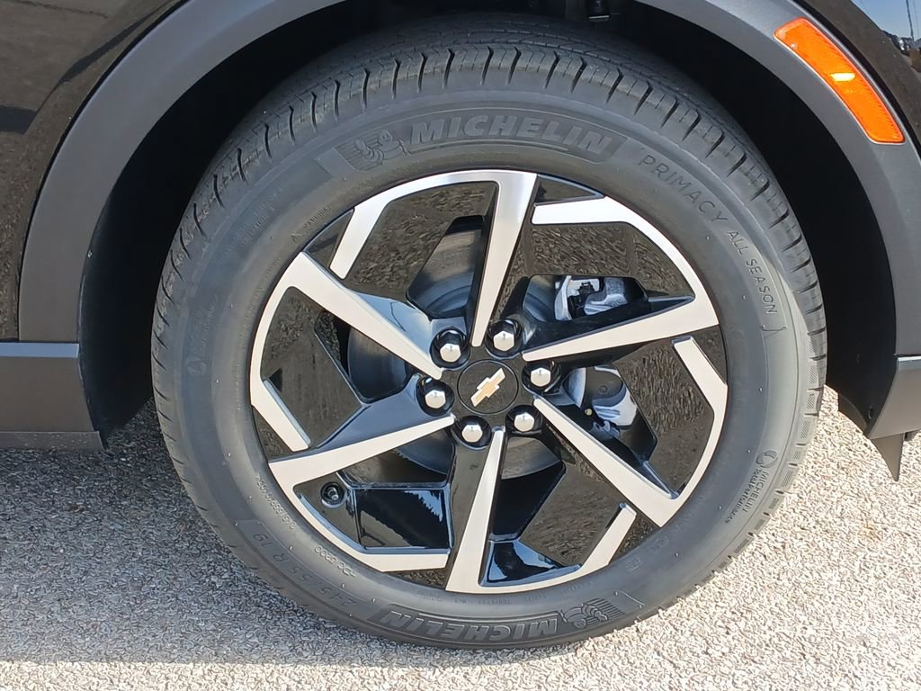 New 2026 Chevrolet Equinox EV LT image 33