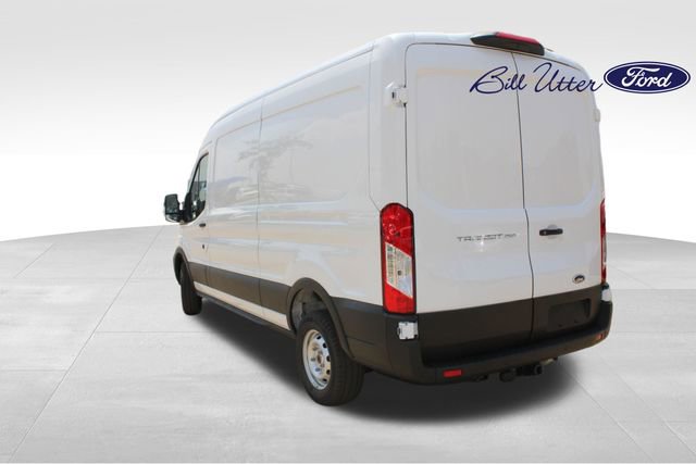New 2025 Ford Transit 250 148 Medium Roof w/ Load Area Protection Package image 4
