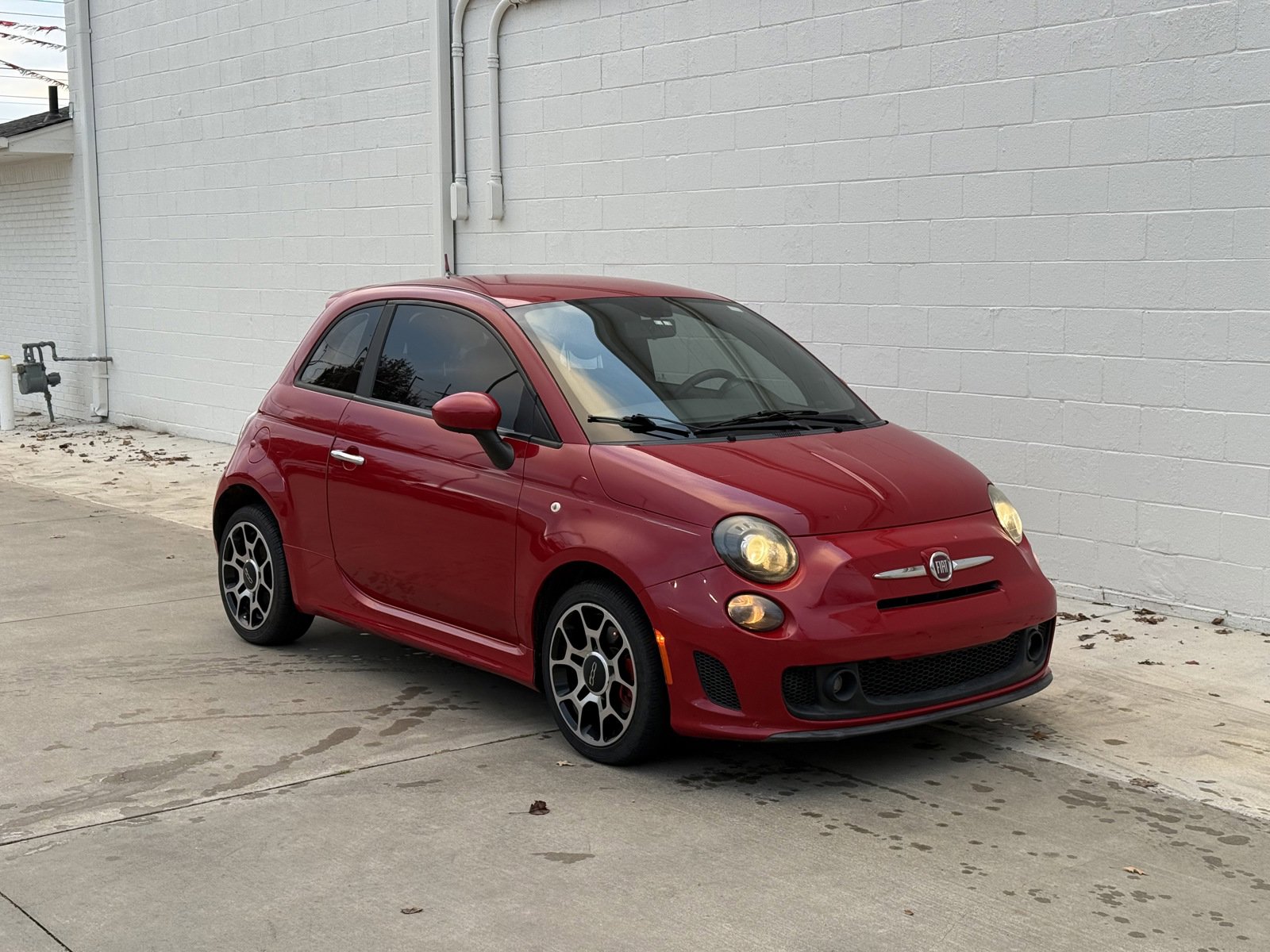 Used 2013 FIAT 500 Turbo w/ Beats Audio Pkg FWD image 9