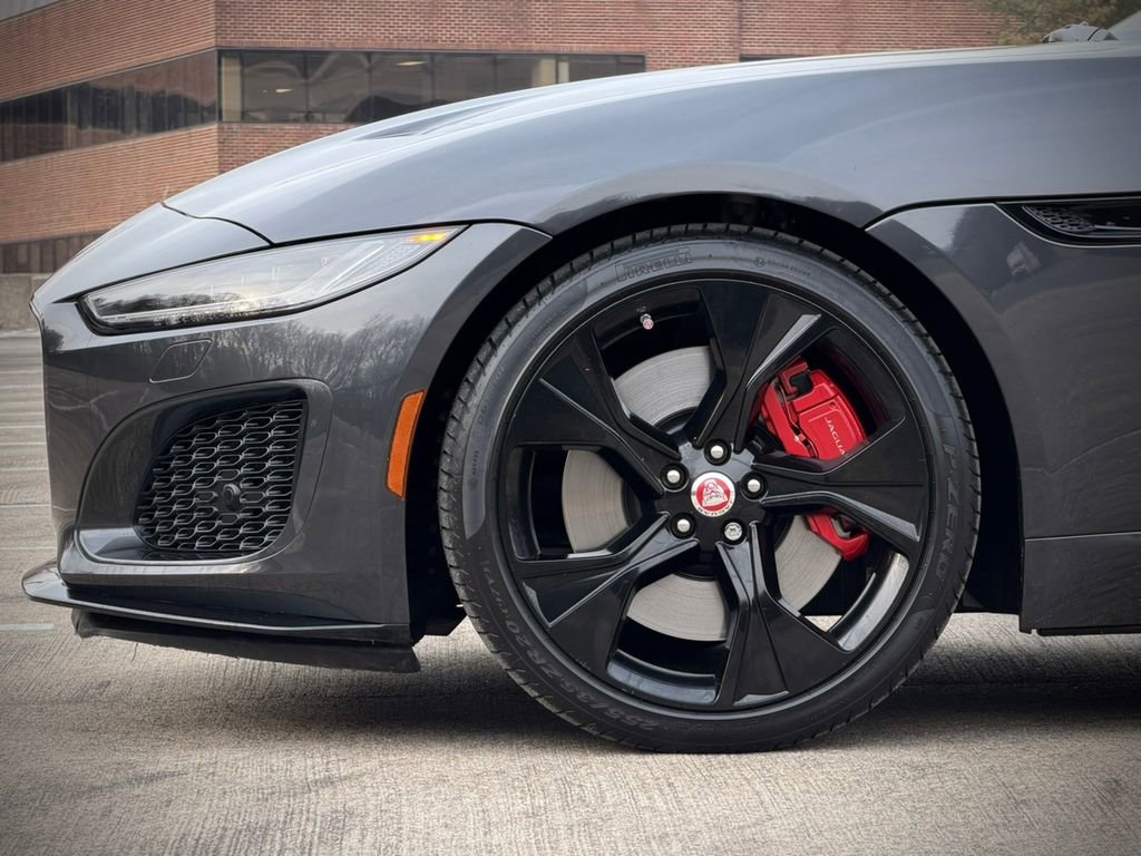 Used 2022 Jaguar F-TYPE P450 image 8