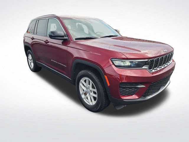Used 2023 Jeep Grand Cherokee Laredo AWD/4WD image 8