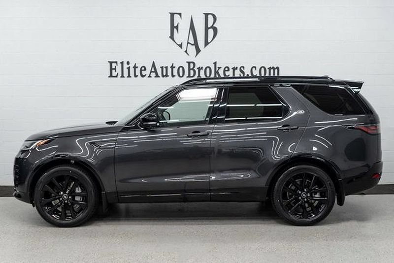 Used 2023 Land Rover Discovery S R-Dynamic AWD/4WD image 2