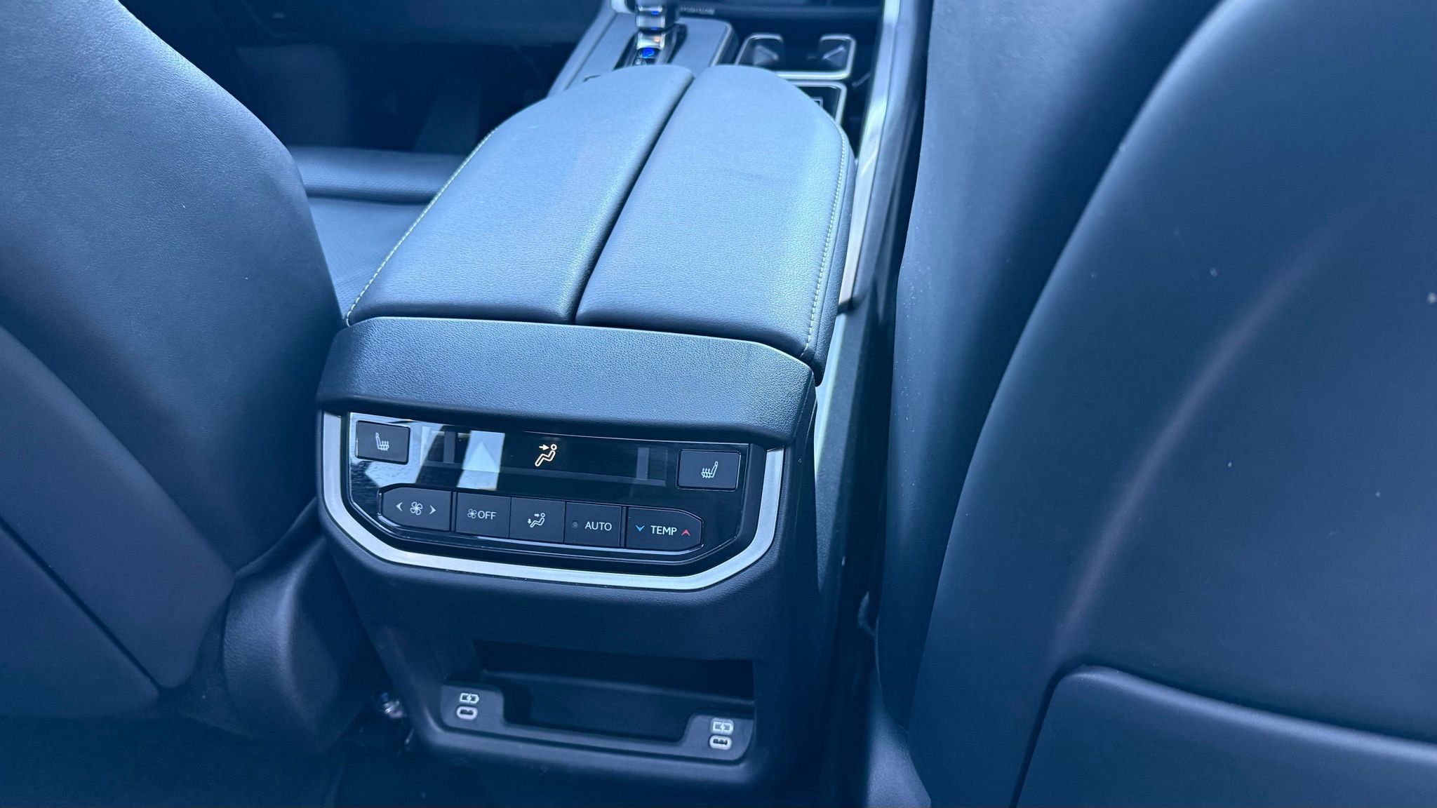 Used 2024 Lexus TX 350 AWD image 18