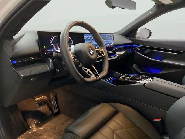 Used 2026 BMW 530i xDrive AWD/4WD image 19