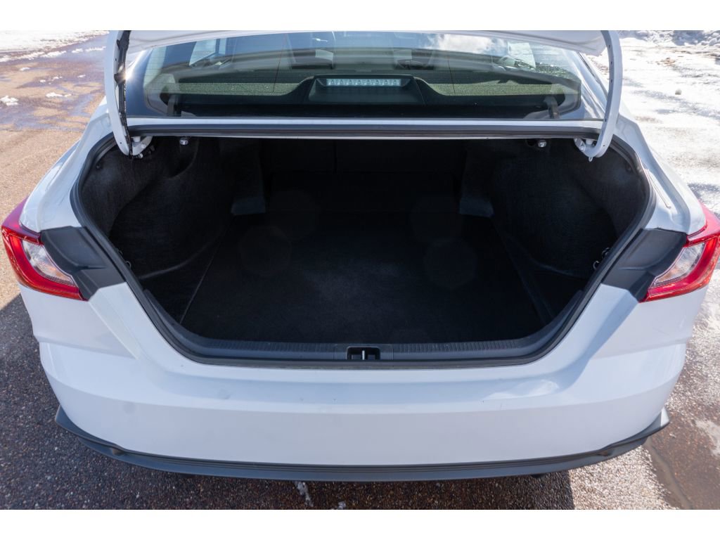 Certified 2025 Toyota Camry SE image 17