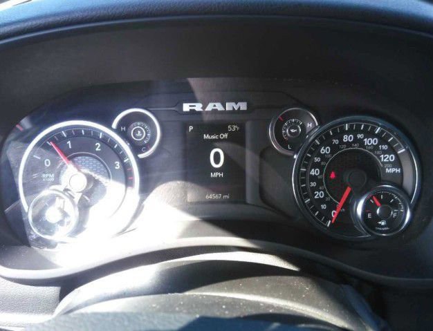 Used 2024 RAM 3500 Big Horn AWD/4WD image 2